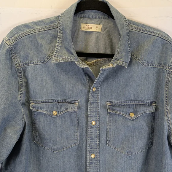 Hollister Light Blue Denim Shirt - Picture 2 of 7